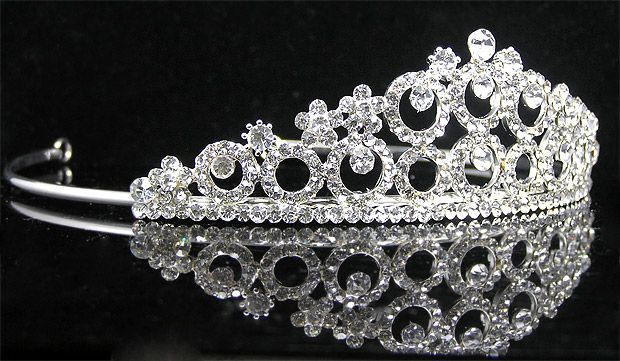 Wedding/Bridal crystal veil tiara crown headband CR189  